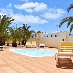 riviera-park-7a-air-con-wi-fi-uk-channels-5-minutes.puertodelcarmen-hotels.org/