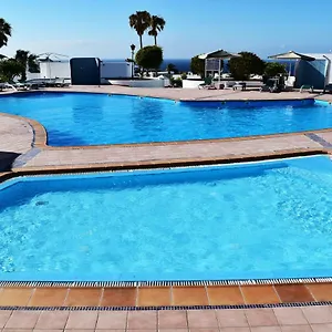 puerto-del-carmen-center-new-apartment-by-the-pool-and.in-canary-islands.com/